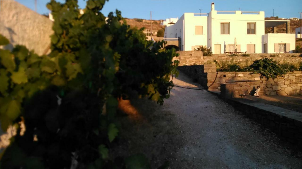 Nesaea Seafront House Villa Parasporos Buitenkant foto